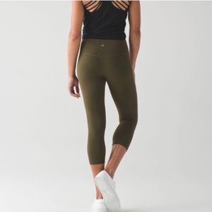 Lululemon Align Cropped Green Leggings